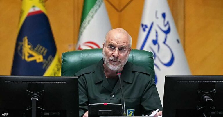 تقرير: انقسامات في القيادة الإيرانية حول وفد التفاوض مع واشنطن في إسلام آباد