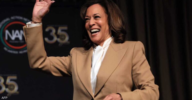 كامالا هاريس تلمح لاحتمال ترشحها للانتخابات الرئاسية 2028