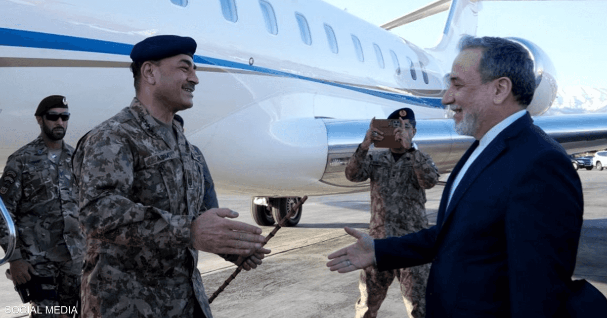 قائد الجيش الباكستاني يصل إلى طهران لتعزيز جهود الوساطة الإقليمية