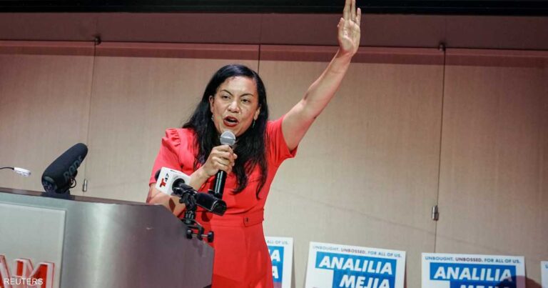 الديمقراطي ينتصر على الجمهوري في انتخابات مجلس النواب الأمريكية الخاصة