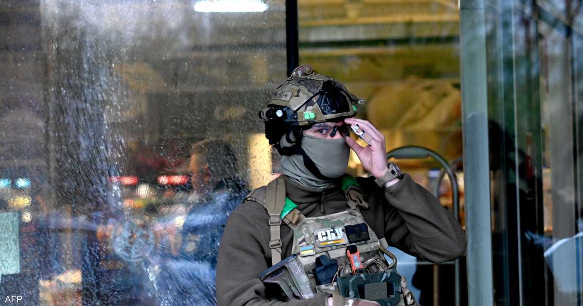 اشتباكات مسلحة في كييف توقع قتلى وجرحى وسط تصاعد الأزمة الأوكرانية