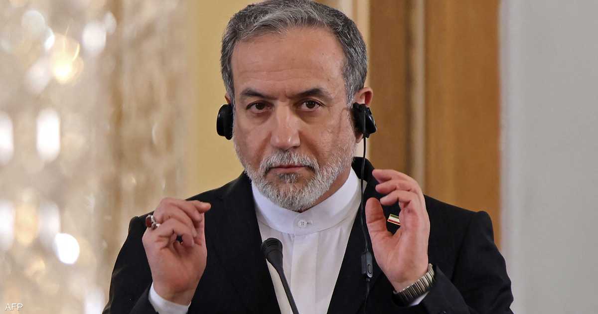 انقسامات واضحة بين السياسيين والعسكريين في إيران بسبب أزمة مضيق هرمز