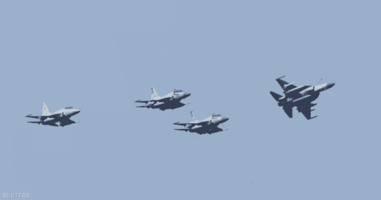 باكستان تلغي صفقة أسلحة كبيرة مع السودان بسبب علاقاته مع إيران