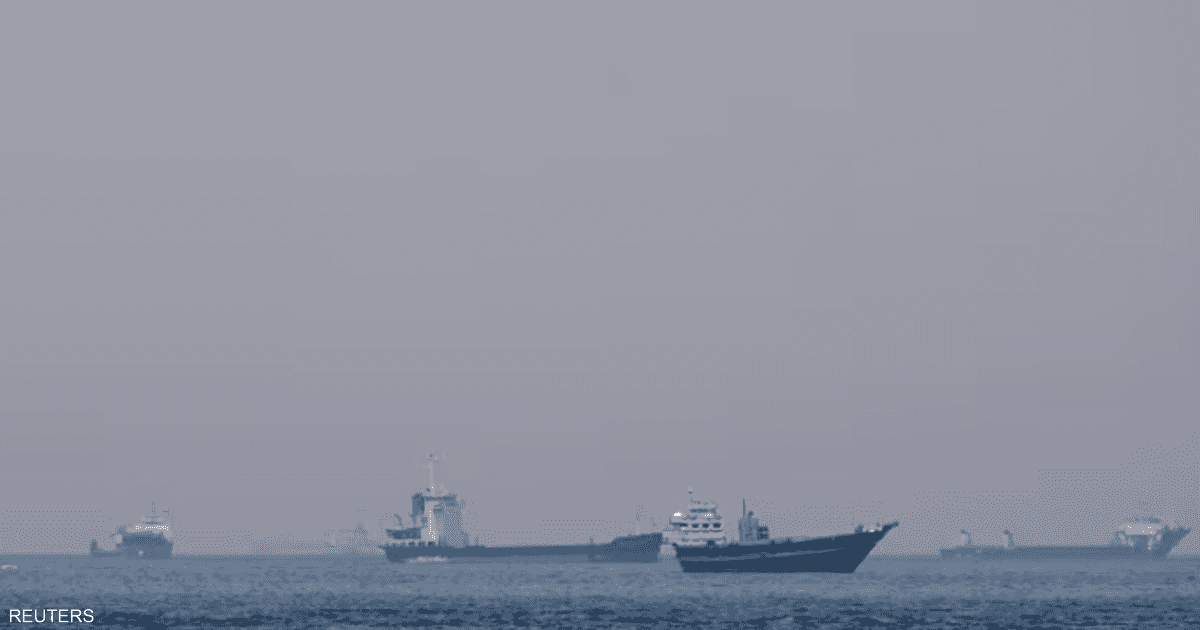 تراجع حاد في حركة السفن بمضيق هرمز خلال 24 ساعة وسط توترات إقليمية