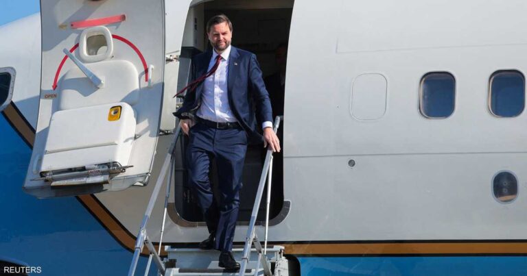 زيارة إيران إلى إسلام آباد تعكس تحولات استراتيجية وسط غياب فانس وقاليباف