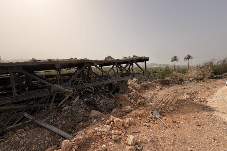 صور فضائية تكشف تدمير 4 جسور حيوية في جنوب الليطاني بلبنان