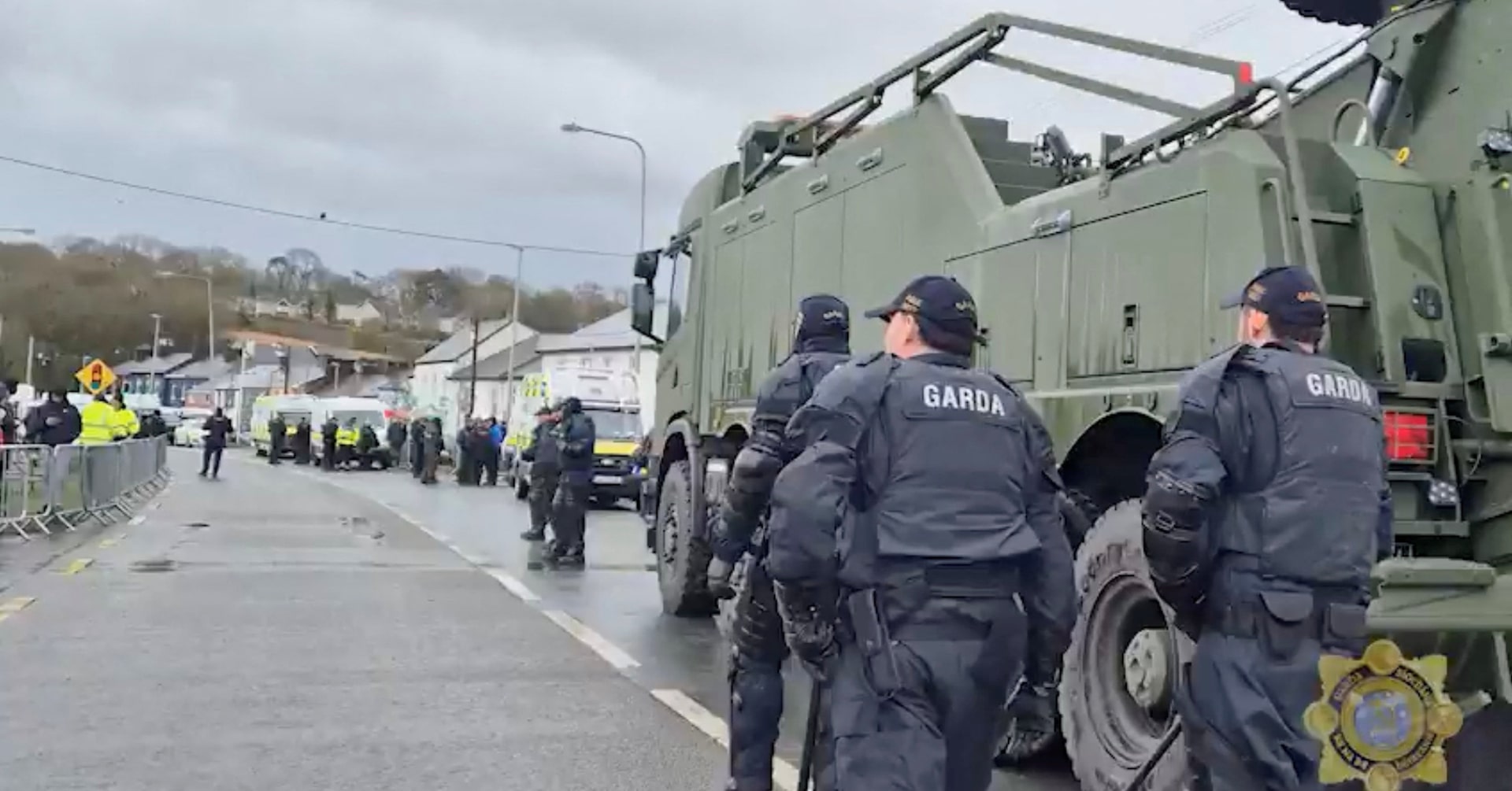 شرطة أيرلندا ترفع الحصار عن وسط دبلن بعد احتجاجات ضد ارتفاع أسعار الوقود