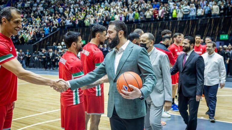 رئيس وزراء لبنان يشيد بافتتاح صالة الفيحاء الرياضية في دمشق ويعزز التعاون الرياضي بين البلدين