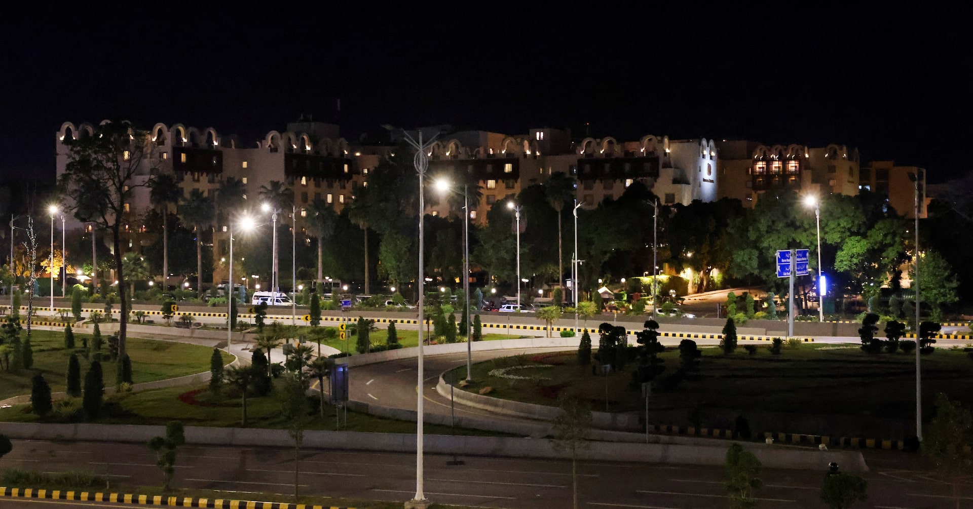 بدء جولة جديدة من المحادثات الأمريكية الإيرانية في إسلام آباد بدعم باكستاني