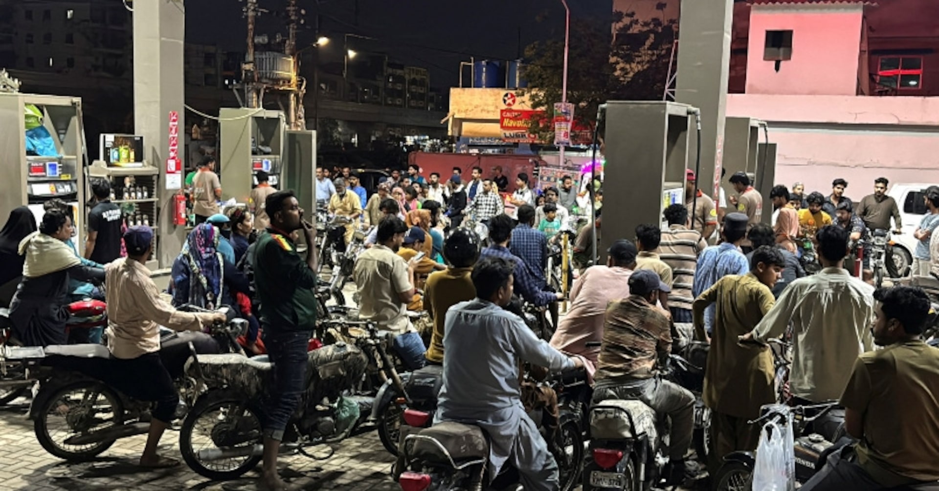 تداعيات حرب إيران تضرب اقتصاد سريلانكا وتعرقل تعافي قطاع السياحة