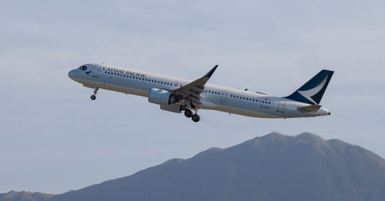 كاثي باسيفيك تُعلن عن تقليص رحلاتها بسبب ارتفاع أسعار وقود الطائرات نتيجة الصراع في الشرق الأوسط