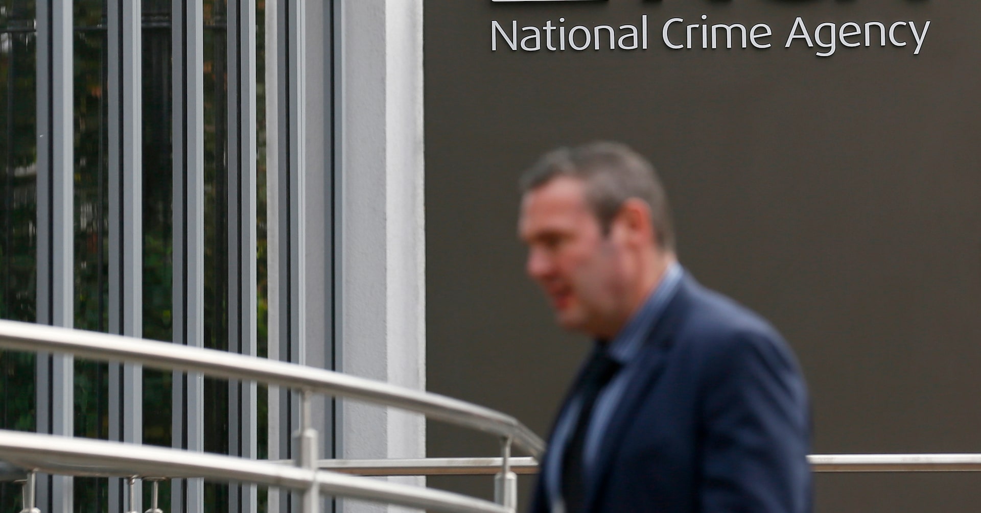 اتهام رجل سوداني بالتسبب في حادث مأساوي بالقنال الإنجليزي أودى بحياة أربعة مهاجرين