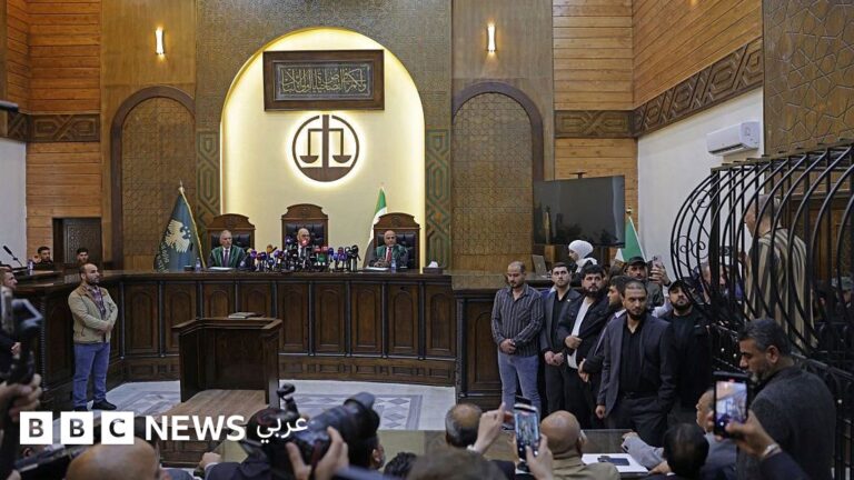 انطلاق أولى جلسات محاكمة رموز النظام السوري السابق في خطوة نحو العدالة الانتقالية