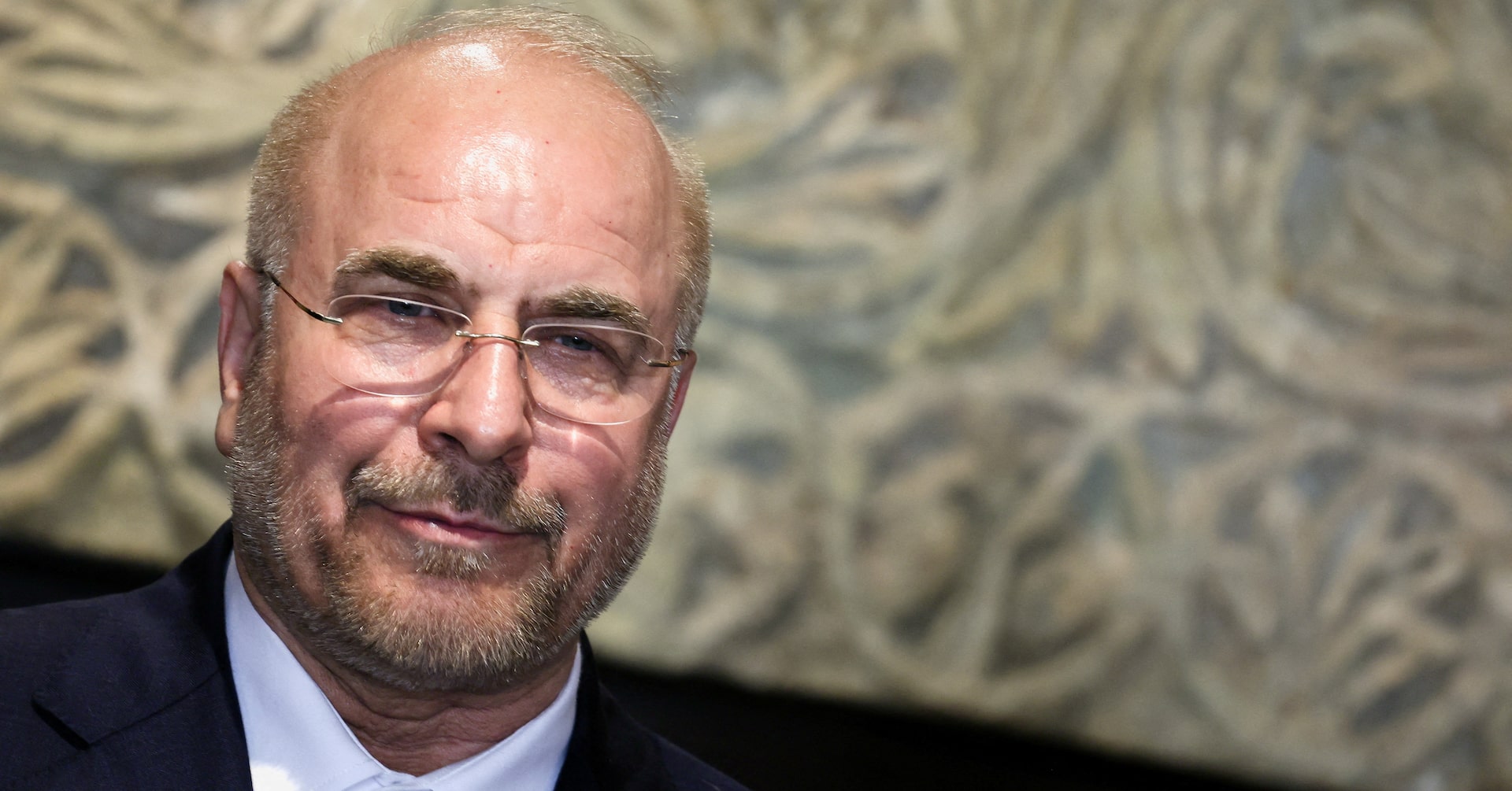 وفد برئاسة قاليباف يصل إسلام آباد لإجراء محادثات سلام مع الولايات المتحدة