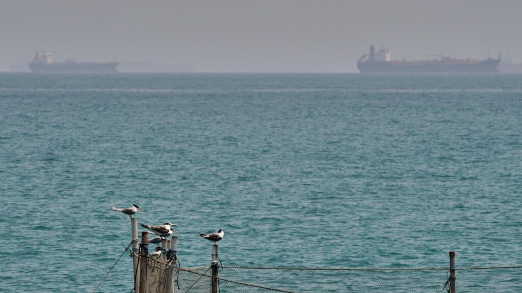 طهران تستبعد محادثات جديدة مع واشنطن رغم إرسال وفد إلى إسلام آباد