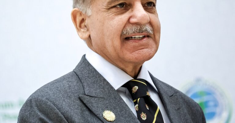 شهباز شريف: محادثات أمريكا وإيران في إسلام آباد تمثل فرصة حاسمة لوقف إطلاق النار بالشرق الأوسط