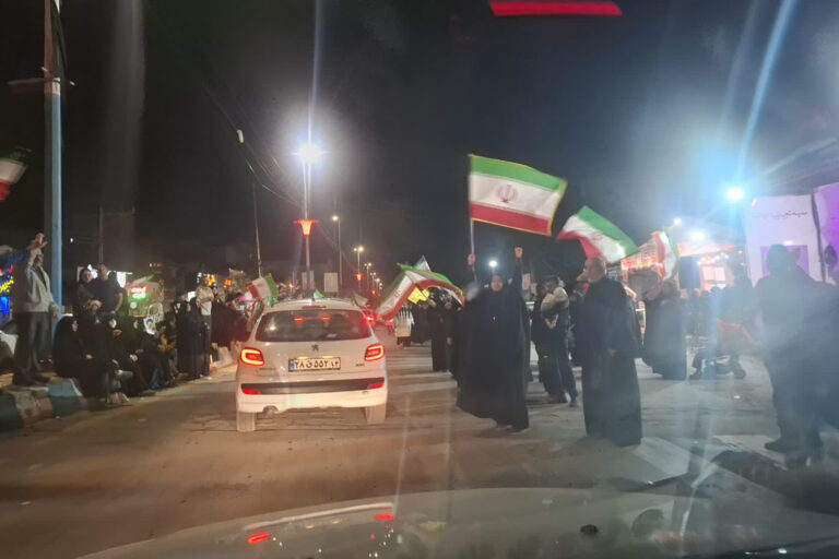 صحفية إيرانية تحذر من تدهور الأوضاع السياسية والاجتماعية في إيران: ما قد يأتي قد يكون أسوأ