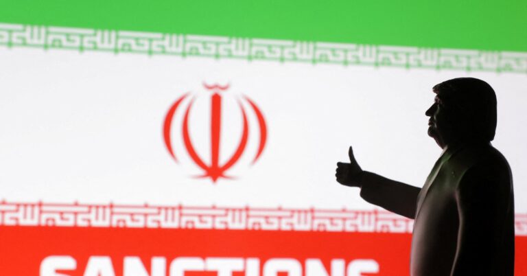 مسؤول أمريكي ينفي الموافقة على رفع تجميد الأصول الإيرانية