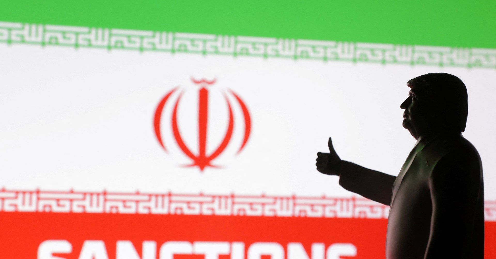 مسؤول أمريكي ينفي الموافقة على رفع تجميد الأصول الإيرانية