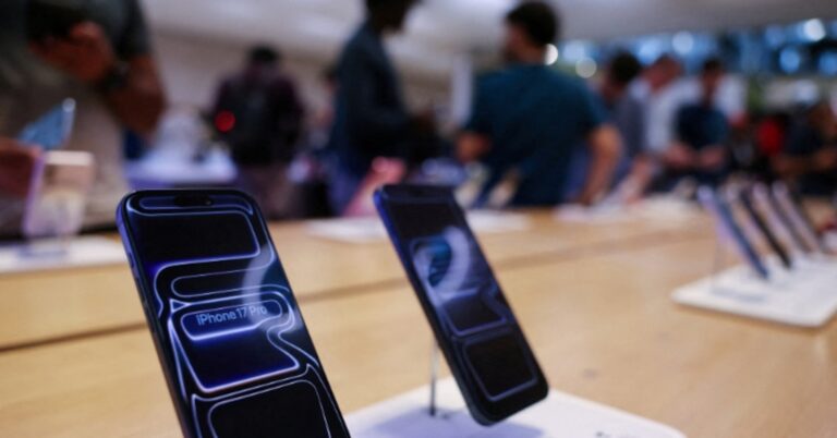 شركة أبل تتصدر شحنات الهواتف الذكية عالميًا في الربع الأول من 2026 رغم التحديات