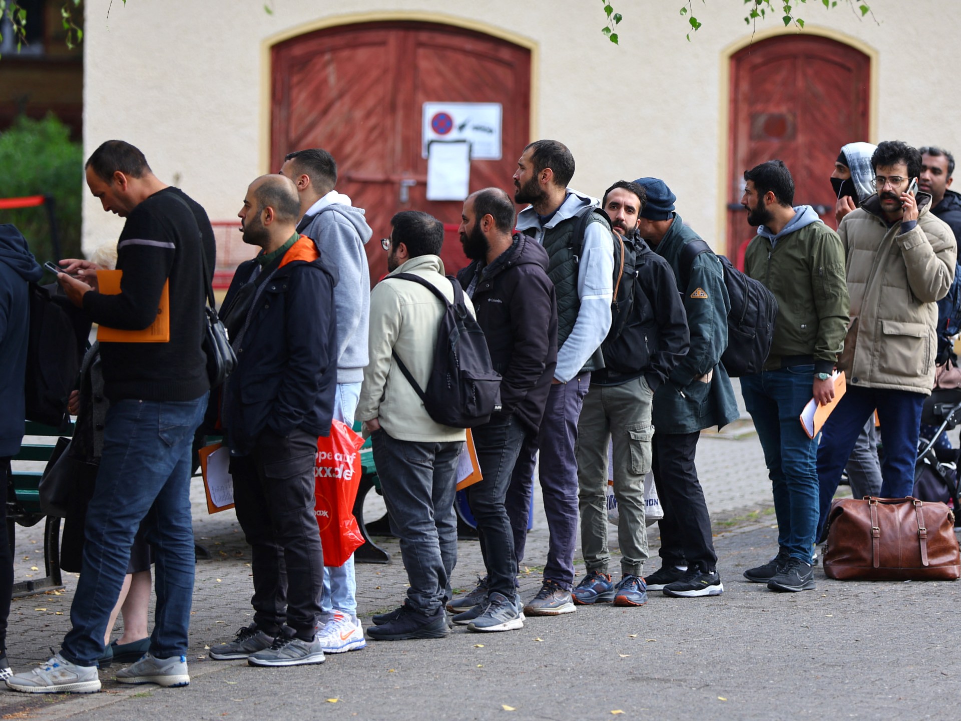 ارتفاع قياسي في أعداد المهاجرين المقيمين بأوروبا يصل إلى 64 مليون نسمة