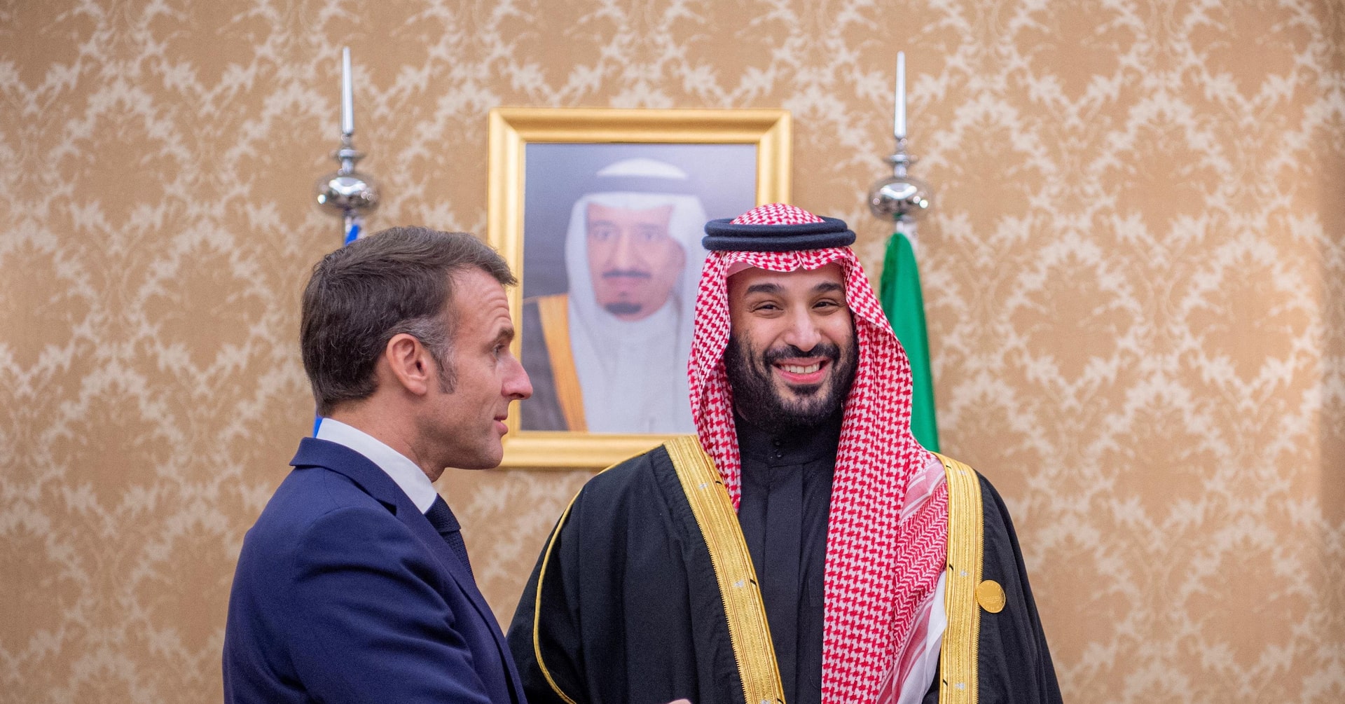 ماكرون يؤكد استمرار التواصل مع ولي العهد السعودي حول محادثات إنهاء حرب إيران