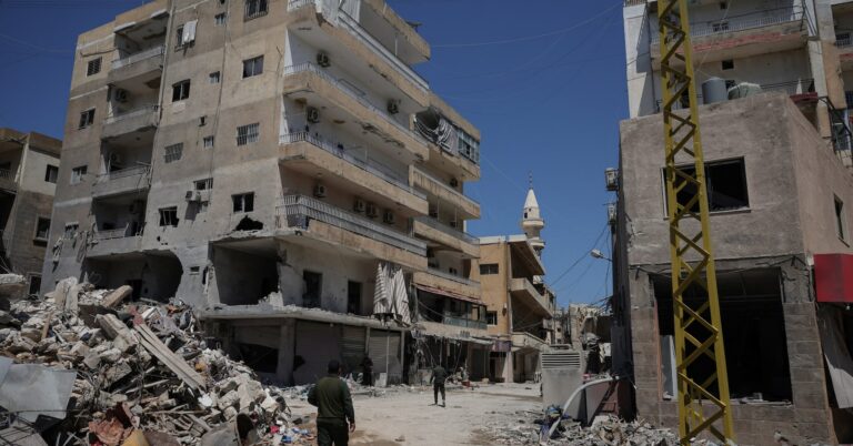 متحدث إيراني يؤكد تواصل طهران مع لبنان لضمان الالتزام بوقف إطلاق النار