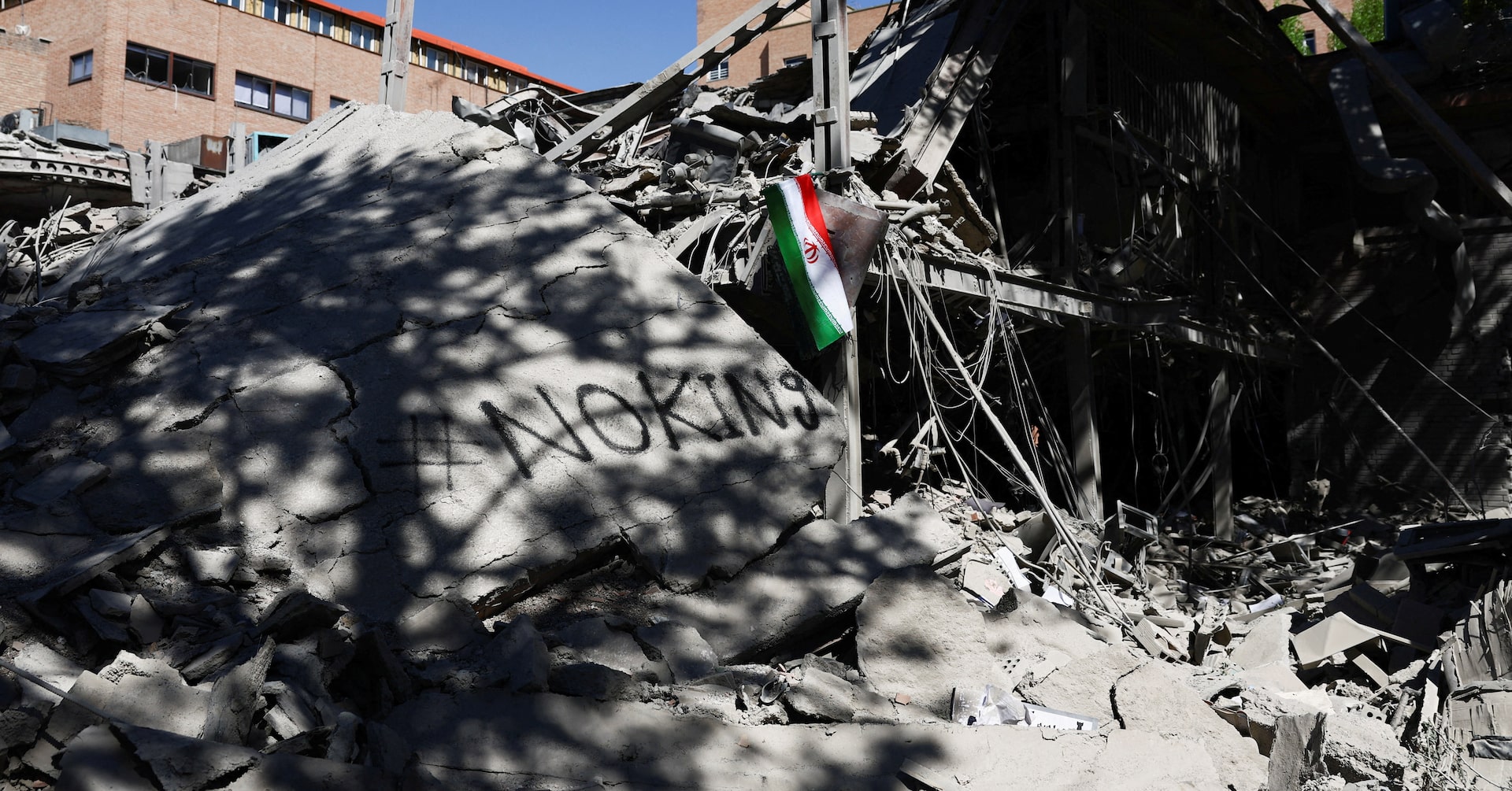 الأمريكيون يعبرون عن مخاوفهم من تداعيات حرب إيران وارتفاع أسعار البنزين