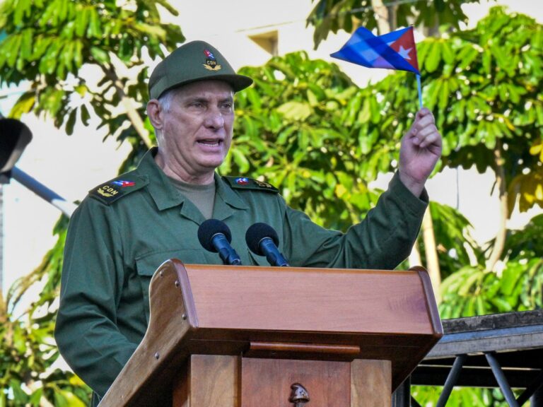 كوبا تعزز استعداداتها لمواجهة احتمال هجوم أمريكي وسط تصاعد التوتر