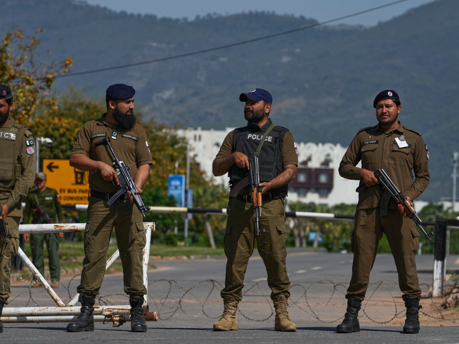 إيران ترفض التفاوض تحت التهديد وترمب يستبعد تمديد الهدنة