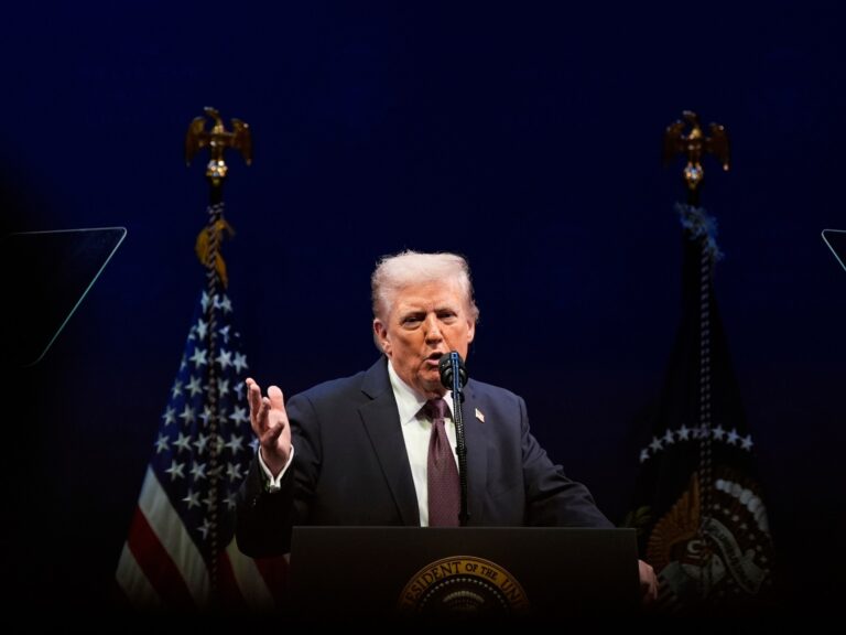 مفاوضات باكستان وتمديد الهدنة بقرار ترمب لدرء تصعيد الحرب