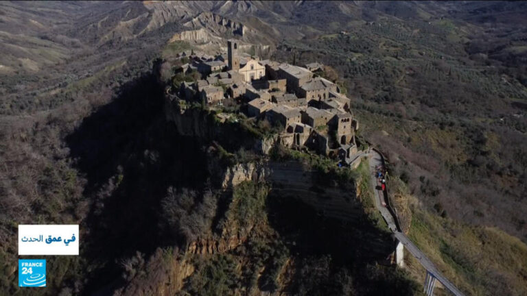 مخاطر الانهيارات الأرضية تهدد آلاف المباني والتراث التاريخي في إيطاليا