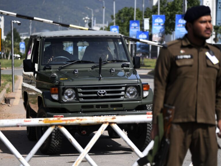 تطورات الهدنة بين واشنطن وطهران: جهود دبلوماسية لتخفيف التوترات