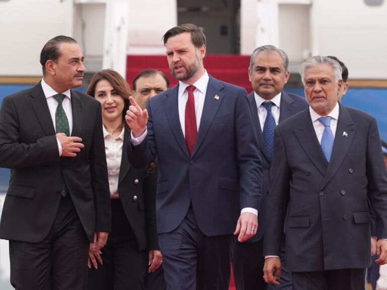 جولة المفاوضات الثانية بين واشنطن وطهران تترقبها الساحة الدولية