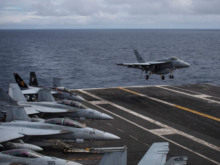 واشنطن وطهران تستعدان لتصعيد محتمل بعد تعثر المفاوضات النووية