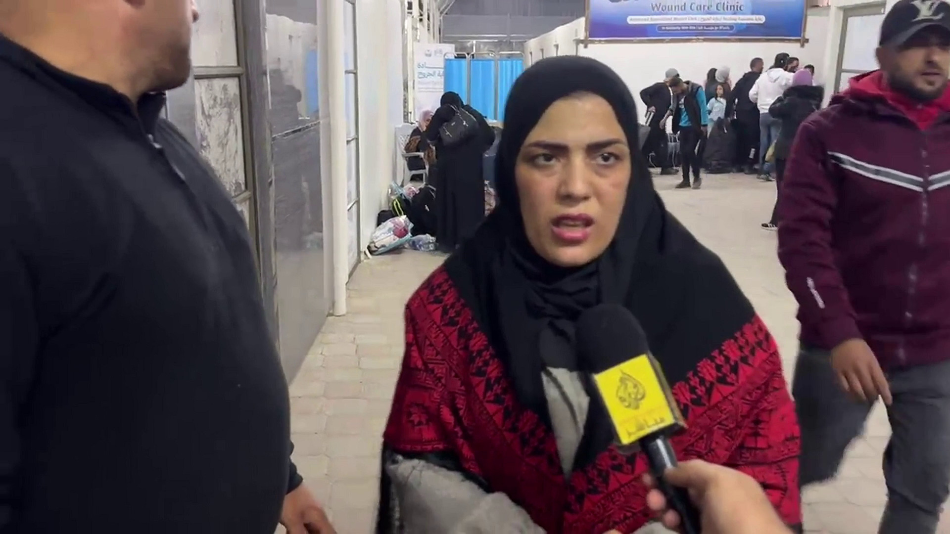 عودة دفعة جديدة من جرحى غزة إلى القطاع بعد تلقي العلاج خارجيا