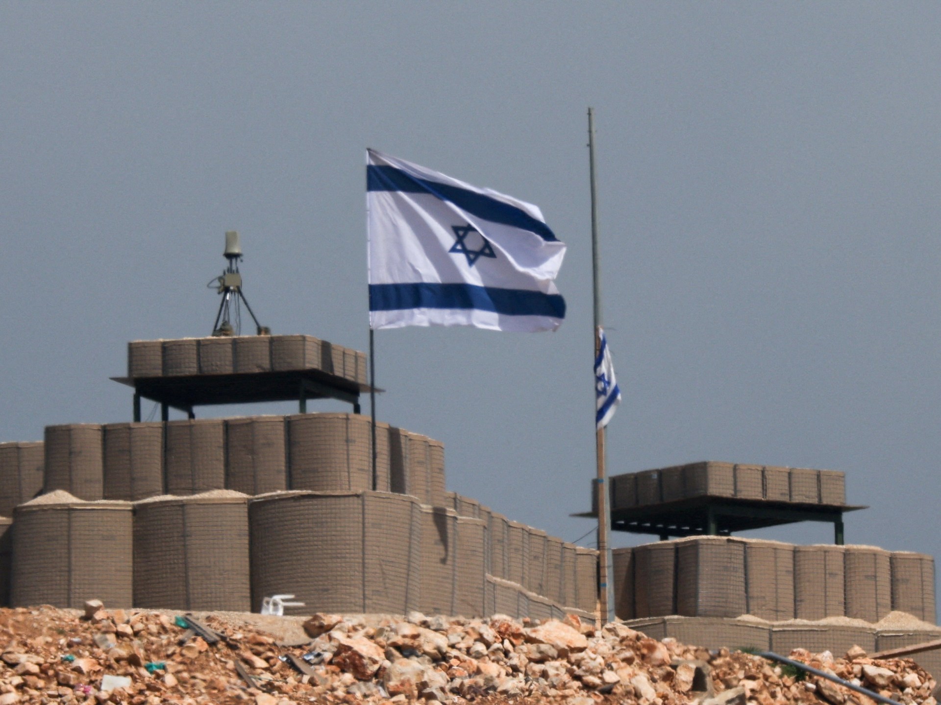 إسرائيل تعيد اعتماد عقيدة السور والبرج لتعزيز السيطرة الأمنية على الحدود