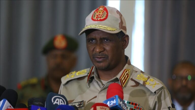 حميدتي يعلن استعداده لمواصلة الحرب في السودان حتى عام 2040