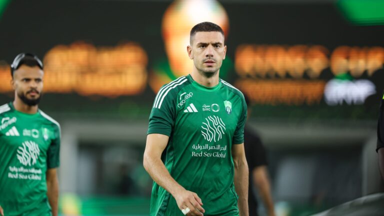 لجنة الانضباط في السعودية توقف وتغرّم ديميرال بعد تصرفه تجاه جماهير النصر