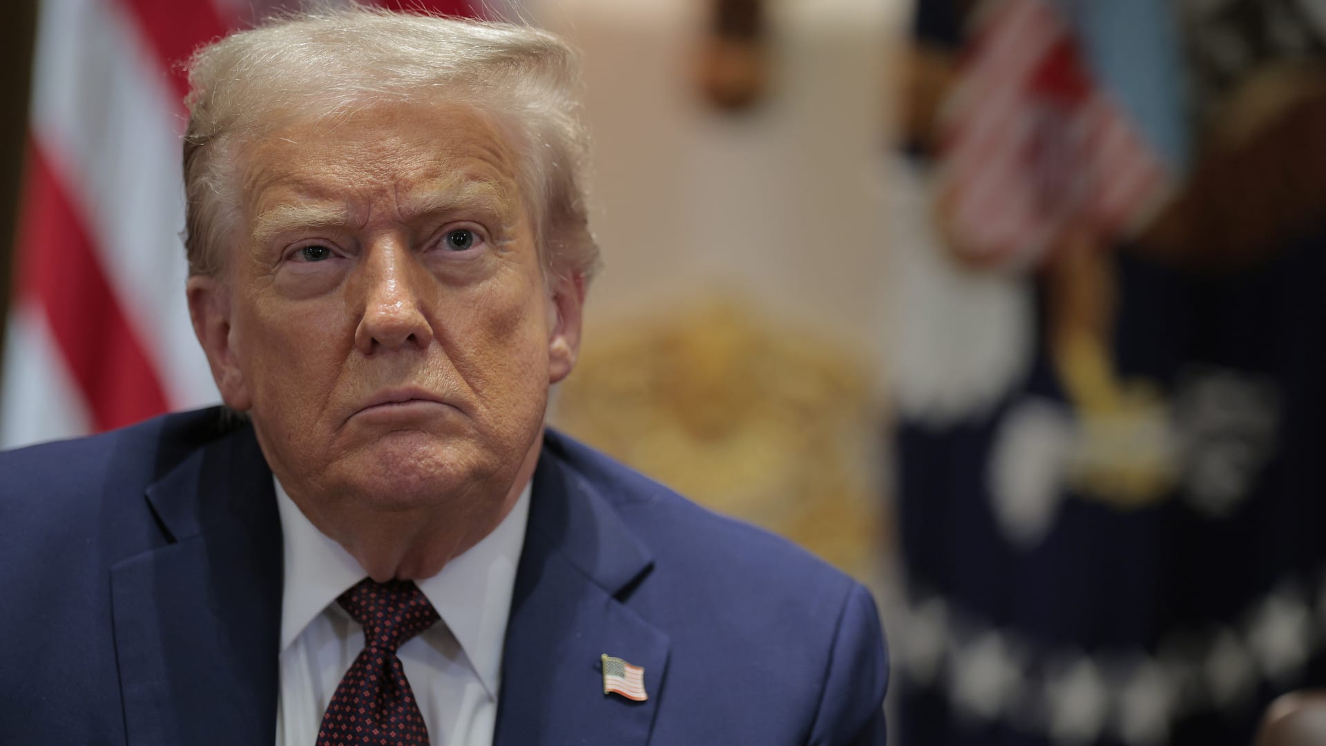 ترامب يعلن تعليق عملية مشروع الحرية في مضيق هرمز مؤقتاً