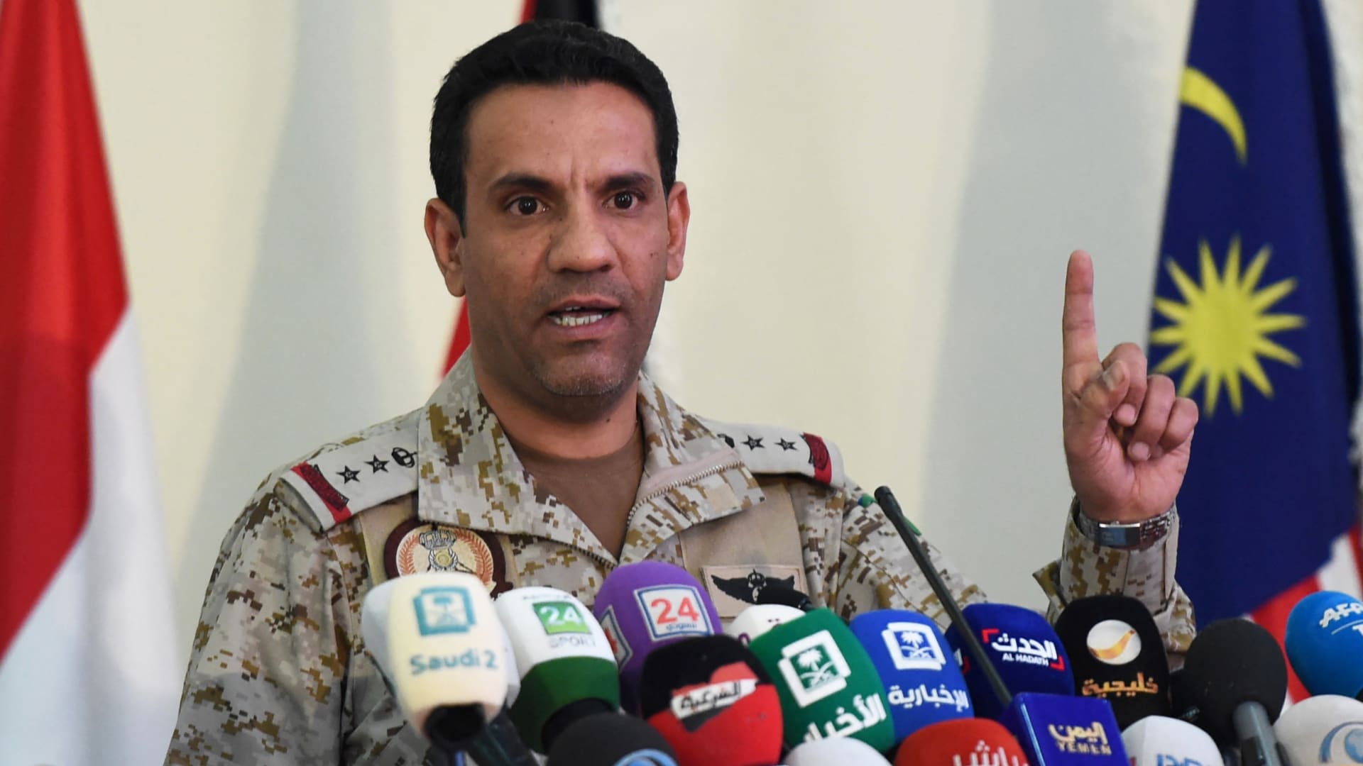 الدفاع السعودية تعلن إسقاط 3 طائرات مسيرة قادمة من العراق وتؤكد حق الرد