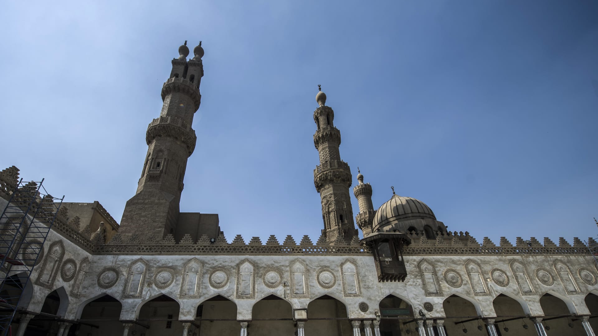 أزهر مصر يعلن عدم مشاركته في صياغة قانون الأسرة ويثير جدلاً حول طبيعة التشاور
