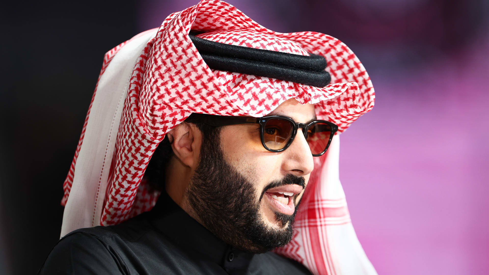 تركي آل الشيخ يهنئ باريس سان جيرمان بلقب دوري أبطال أوروبا ويوجه رسالة دعم لناصر الخليفي