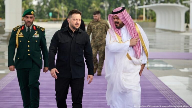 تحالف أمني بين أوكرانيا ودول الخليج لمواجهة التهديدات الإيرانية بالطائرات المسيّرة