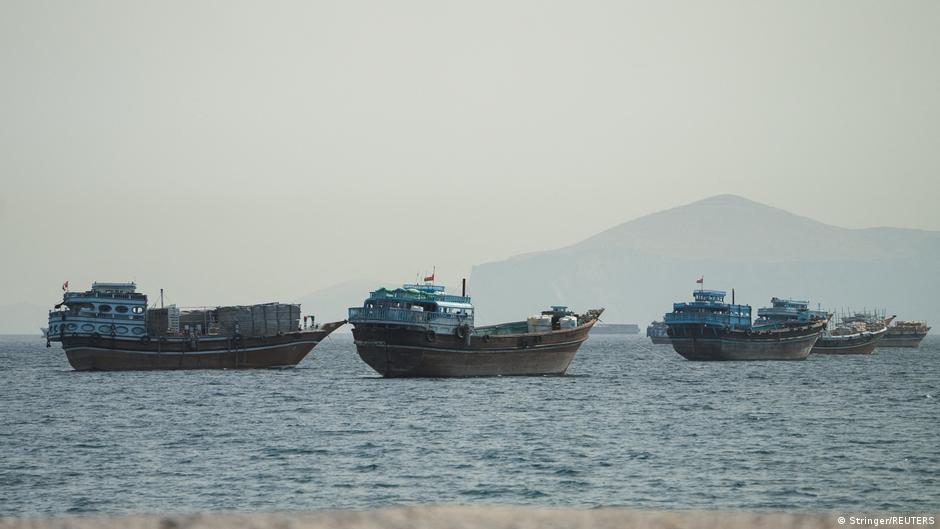 رسوم عبور المضائق البحرية بين مصر وبنما وإيران: جدل دولي وأبعاد قانونية وسياسية
