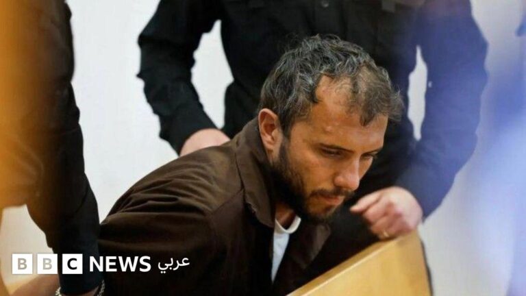 إسرائيل ترحّل ناشطي أسطول الصمود بعد أسبوع من احتجازهما وسط انتقادات دولية