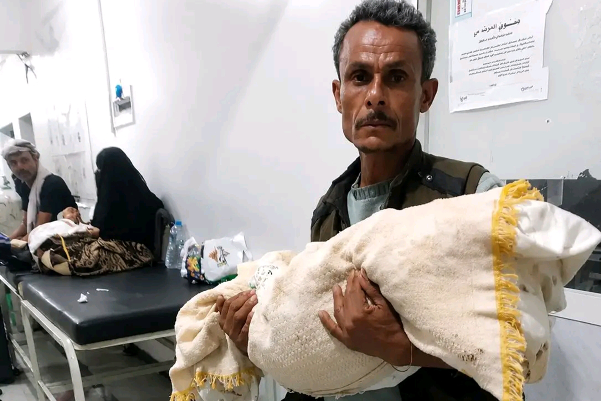 وفاة صفية في اليمن نتيجة انعدام الرعاية الصحية وارتفاع تكاليف العلاج