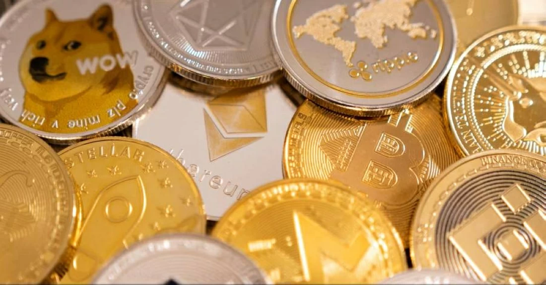 هبوط بيتكوين دون 60 ألف دولار وسط نزوح مستمر للأموال وارتفاع الدولار