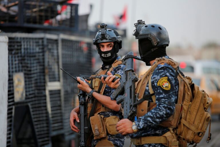 العراق يشن حملة اعتقالات واسعة ضد مسؤولين وشخصيات سياسية بتهم فساد
