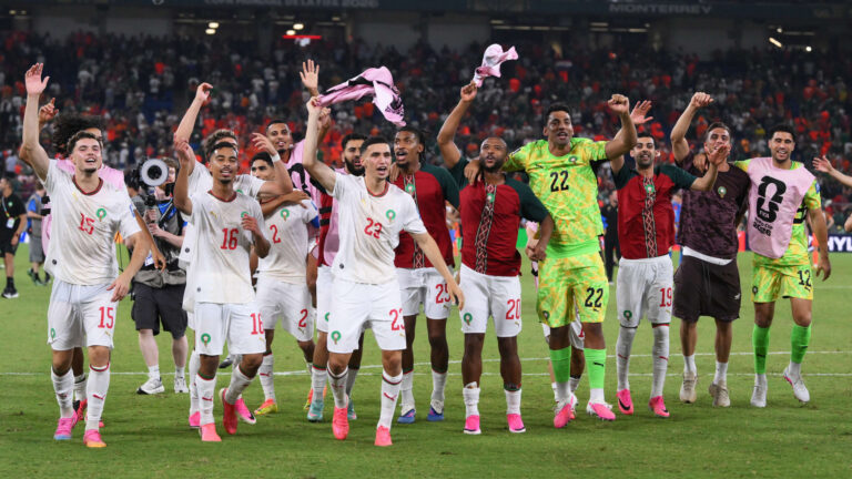 الشيخ محمد بن راشد يثني على تأهل المغرب إلى دور الـ16 في كأس العالم ويصفه بـ”الإبهار العربي”